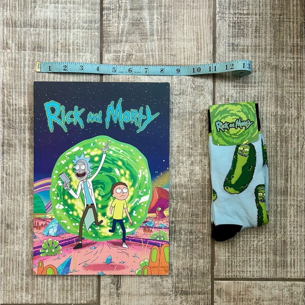 Rick and Morty Wood Art Decor Photo/Poster PLUS Pickle Rick Socks NWT